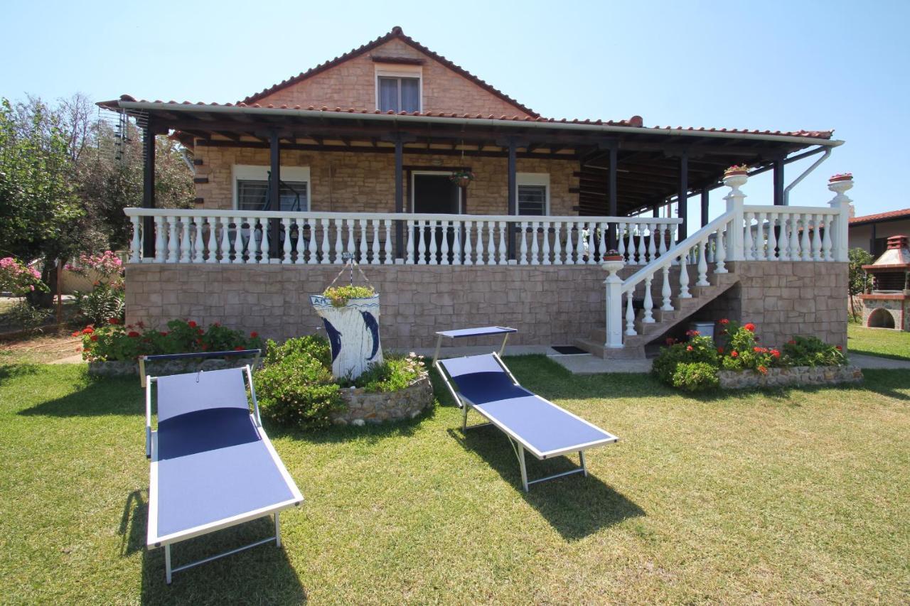 Villa Panagiotis Anna View Nea Poteidaia Exterior foto